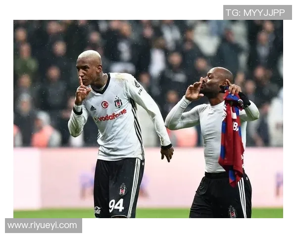 贝西克塔斯与罗马激战正酣谁能在欧联杯中笑到最后