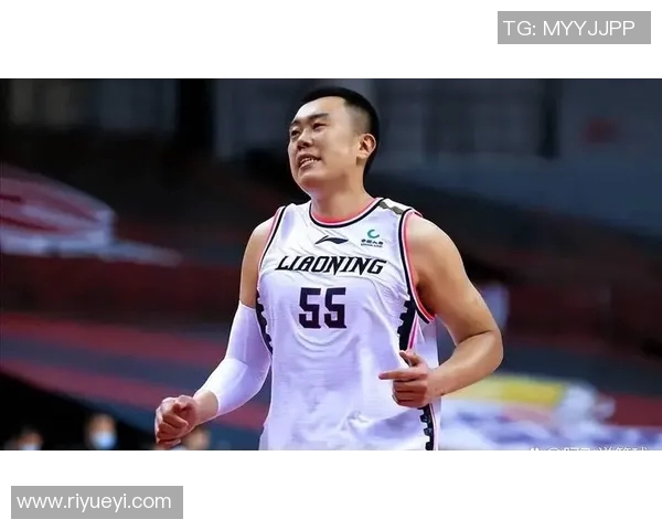 韩德君：从篮球新星到CBA传奇的奋斗与荣耀之路