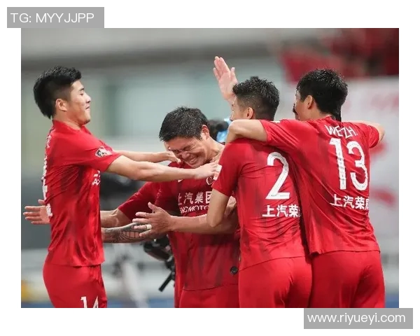 广州恒大与广州富丽激战正酣谁能在这场德比中笑到最后