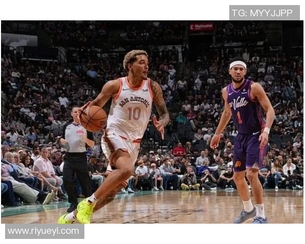 马刺与步行者激战正酣NBA赛场精彩对决引发球迷热议